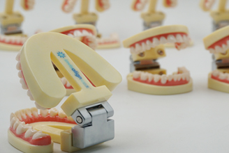 牙模与具有生物相容性的手术导板