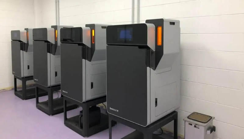 Formlabs Fuse1 3d打印机为SpeedUp Moto2团队服务